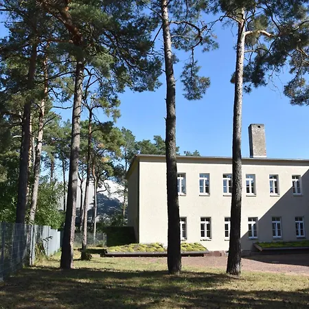 Alte Flugleitung Gæstehus Niederdorla